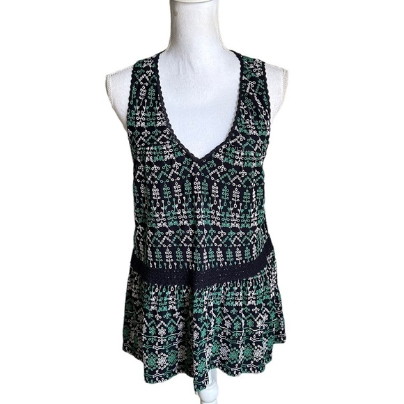ANTHROPOLOGIE Maeve Cammie Embroidered Eyelet Peplum Tank Top Size Medium - Picture 7 of 17